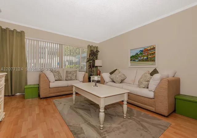 330-se-2nd-street-101h-hallandale-beach-fl-33009/hzid_b42b8d4f