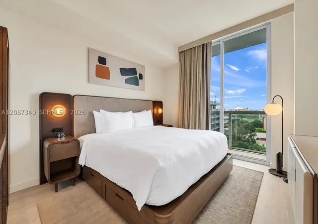 1611-sw-2nd-avenue-605-miami-fl-33129/hzid_0b5fce6c
