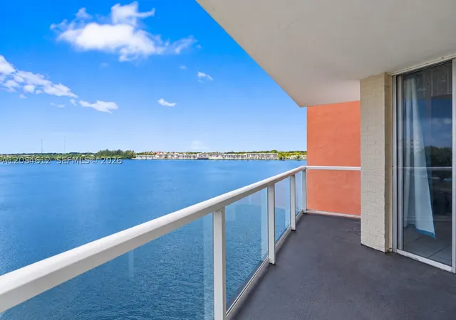 1301-ne-miami-gdns-dr-505w-miami-fl-33179/hzid_b8f48440