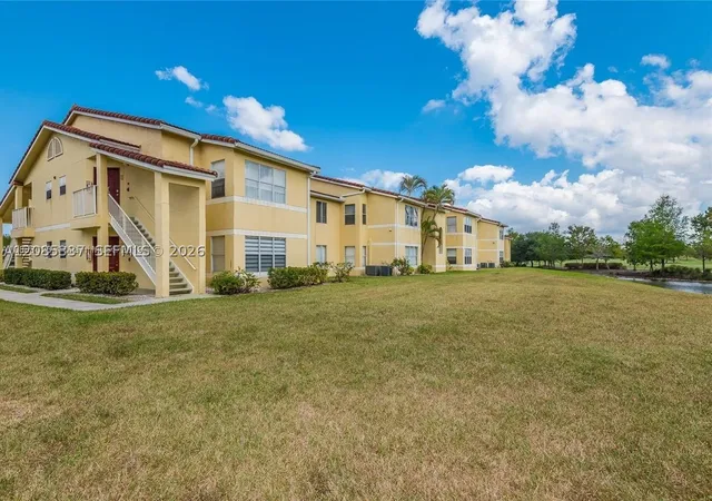 437-vista-isles-dr-2223-sunrise-fl-33325/hzid_3e1e88da