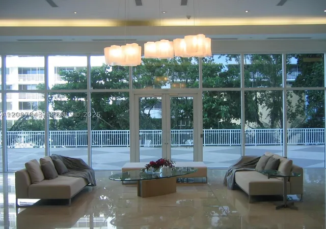 2101-brickell-ave-1002-miami-fl-33129/hzid_eaafefcc