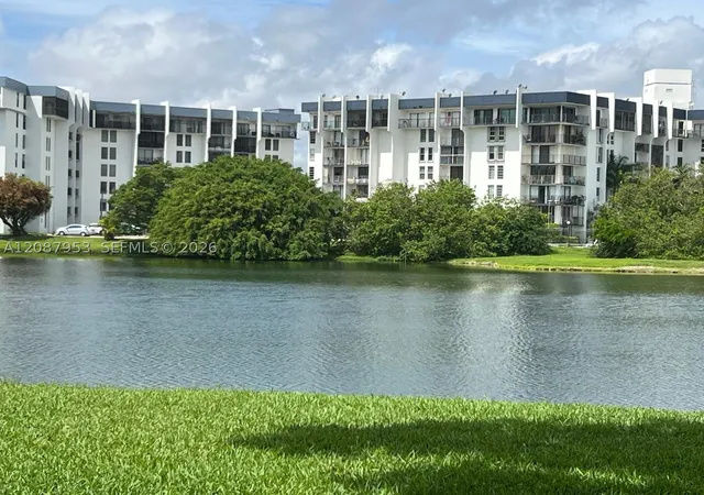 9682-fontainebleau-blvd-207-miami-fl-33172/hzid_34d3e7d6