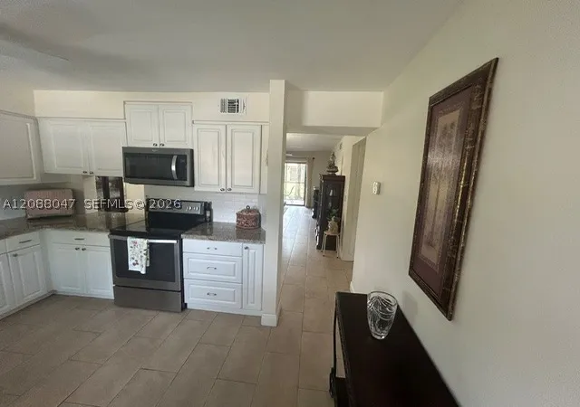 2-briarwood-cir-112-hollywood-fl-33024/hzid_dd733b7b