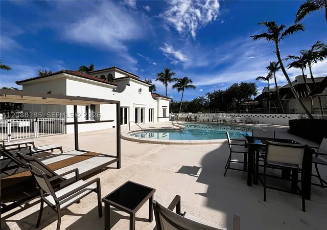 6703-n-kendall-dr-405-pinecrest-fl-33156/hzid_97242c50