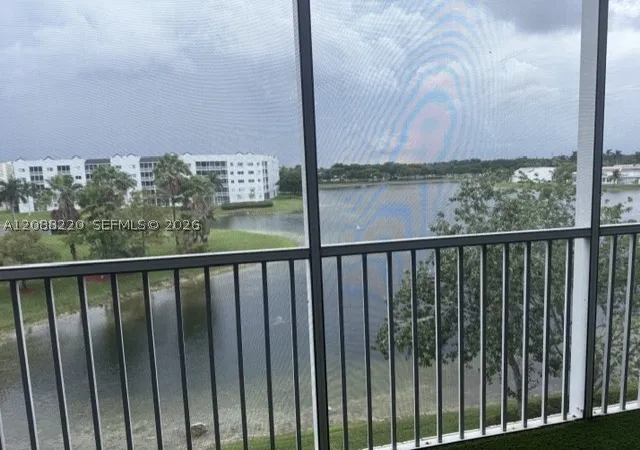 10730-nw-66th-street-403-doral-fl-33178/hzid_526e3797