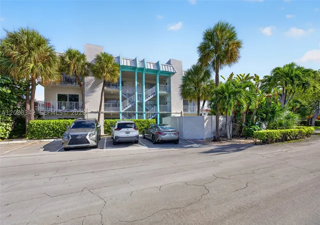 2715-ne-49th-street-103-fort-lauderdale-fl-33308/hzid_dda41e43