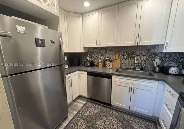 7823-miller-dr-c207-miami-fl-33155/hzid_cf4e3672