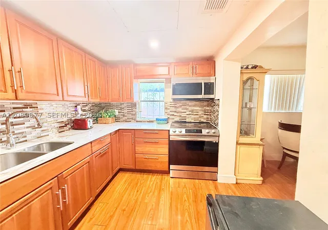 413-nw-14th-terrace-fort-lauderdale-fl-33311/hzid_2bf703f6