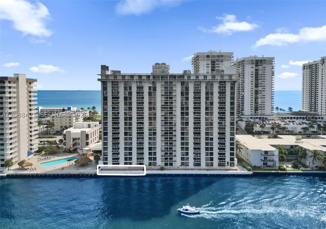 1600-s-ocean-dr-1f-hollywood-fl-33019/hzid_058399eb
