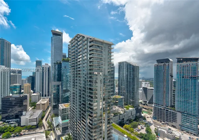 41-se-5th-street-2212-miami-fl-33131/hzid_5f0a3ed6