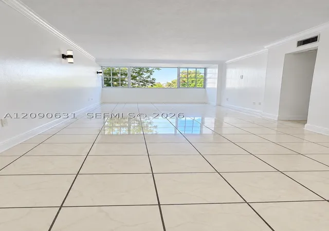 816-nw-87th-avenue-203-miami-fl-33172/hzid_c1b6f97c