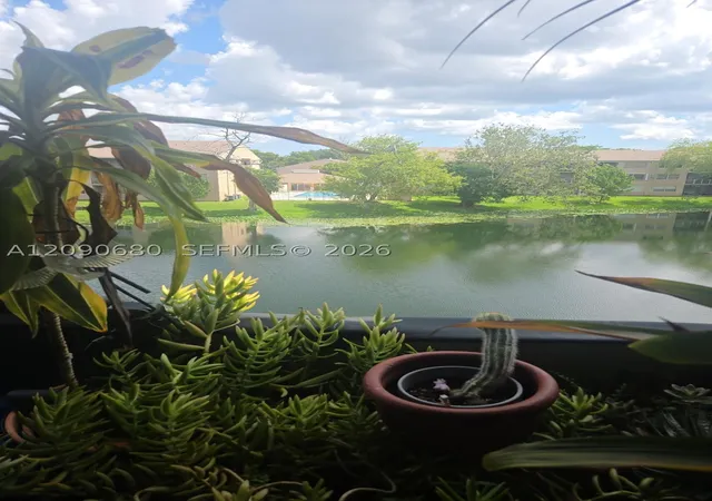 8475-sw-156th-court-332-miami-fl-33193/hzid_fb1a6f1b