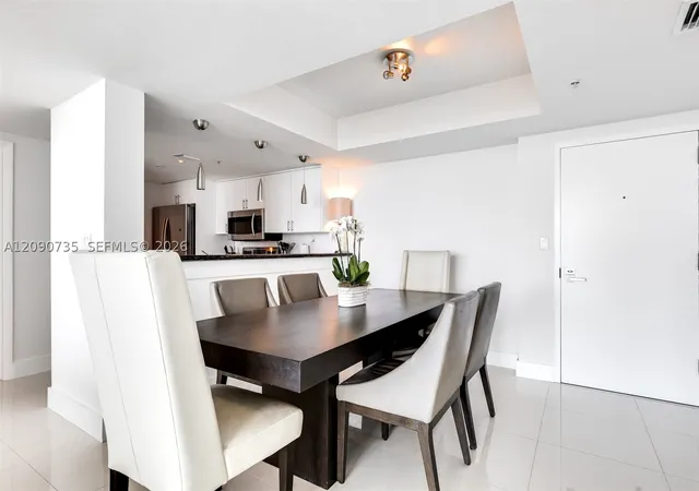 650-west-ave-2710-miami-beach-fl-33139/hzid_eda2767c