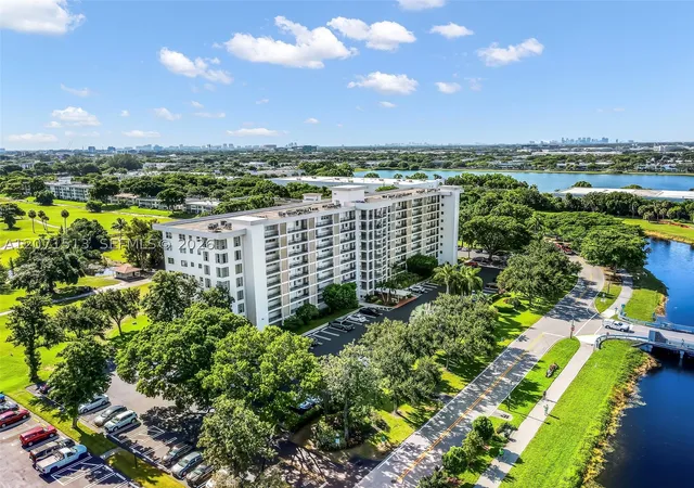 3300-n-palm-aire-dr-910-pompano-beach-fl-33069/hzid_868a9a46