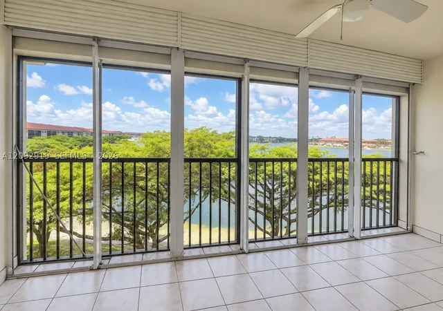 1500-sw-131st-way-406n-pembroke-pines-fl-33027/hzid_9a10ee93