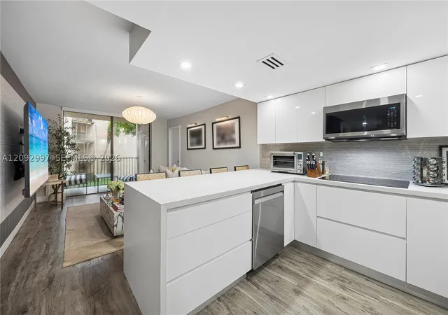 14601-n-kendall-dr-206k-miami-fl-33186/hzid_ff61b210