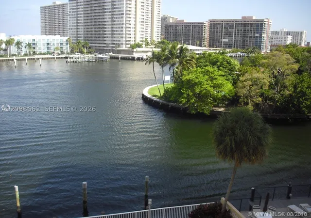 121-golden-isles-dr-407-hallandale-beach-fl-33009/hzid_70f2d17c