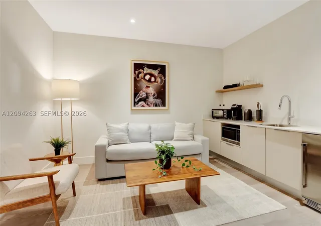 229-sw-9th-street-505-miami-fl-33130/hzid_5d89b654