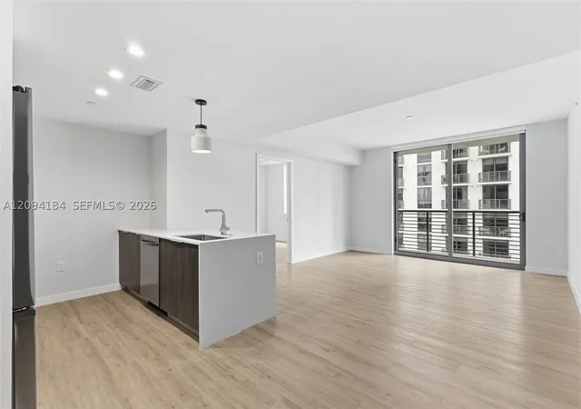 697-n-miami-ave-1810-miami-fl-33136/hzid_f15c1697
