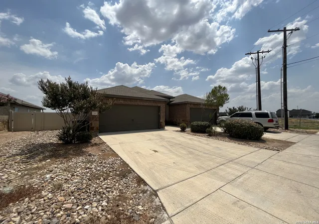 698-saengerhalle-rd-new-braunfels-tx-78130/hzid_72909f2b