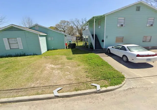 902-thomas-ave-pasadena-tx-77506/hzid_84fb33b4