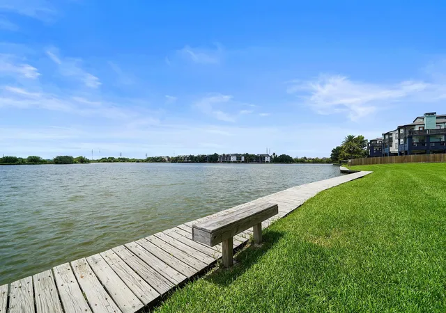 18800-egret-bay-blvd-207-houston-tx-77058/hzid_e0c918c7