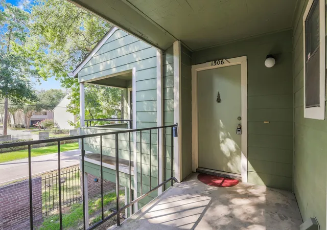 14777-wunderlich-dr-1506-houston-tx-77069/hzid_d75308e3