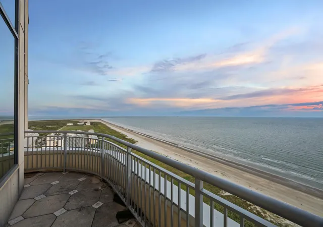 801-e-beach-dr-bc2606-galveston-tx-77550/hzid_344a89ea