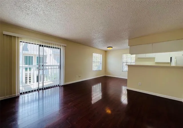 12660-ashford-point-dr-410-houston-tx-77082/hzid_a9a4ebb4