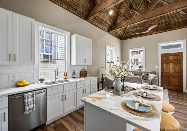 1722-1724-winnie-st-galveston-tx-77550/hzid_958cc440