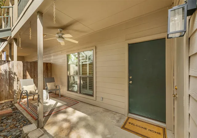 1100-augusta-dr-83-houston-tx-77057/hzid_58f8b16c