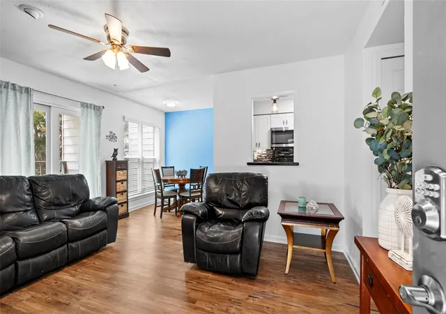 3220-69th-street-d6-galveston-tx-77551/hzid_ec5676b4