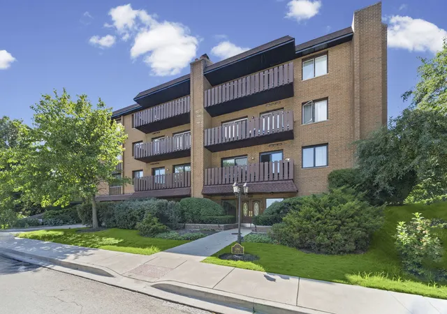 1795-lake-cook-rd-110-highland-park-il-60035/hzid_eb61e0f3