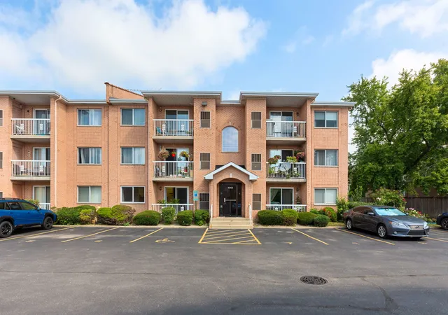 4201-quinlan-rd-102b-glenview-il-60025/hzid_f80138f4