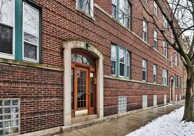 1247-w-leland-ave-2-chicago-il-60640/hzid_b5108e8c