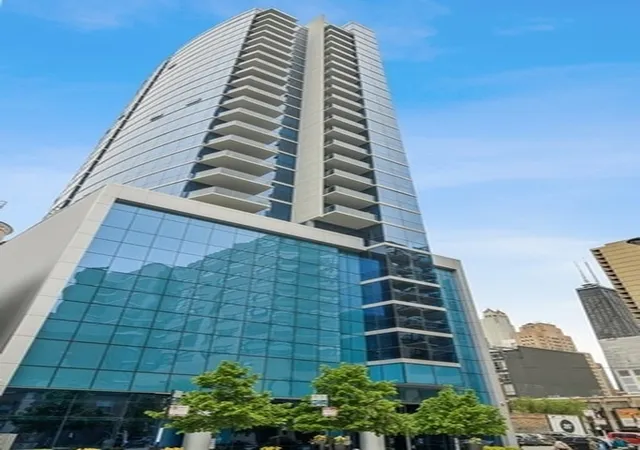 110-w-superior-st-2603-chicago-il-60654/hzid_cce1f4e4