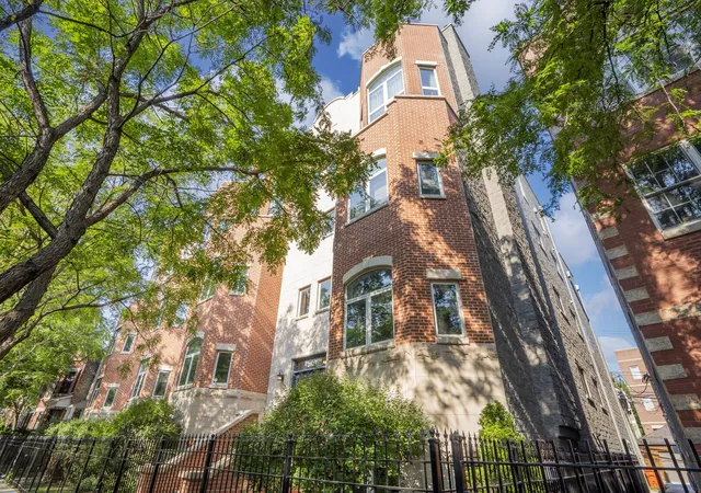 2625-n-ashland-ave-1a-chicago-il-60614/hzid_dadeb307