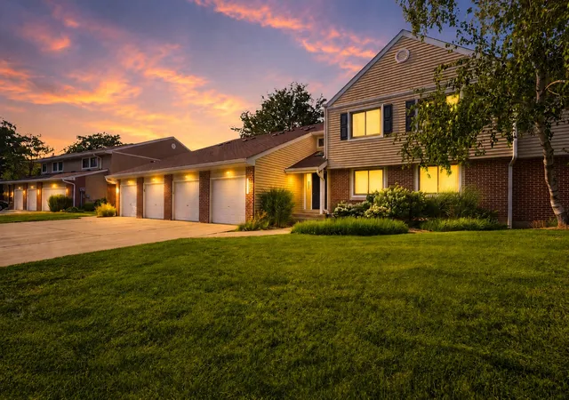 938-hidden-lake-dr-938-buffalo-grove-il-60089/hzid_bed01478