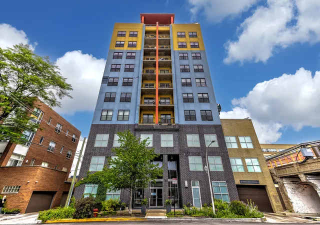 1122-w-catalpa-ave-402-chicago-il-60640/hzid_e15af73a