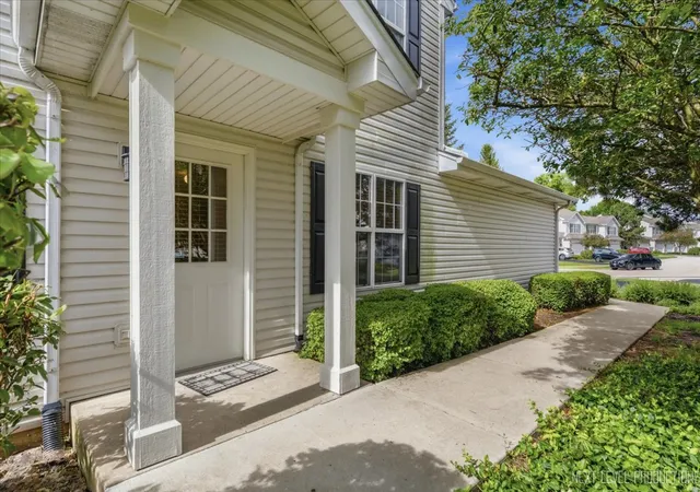 2471-stoughton-cir-2471-aurora-il-60502/hzid_96d7743d
