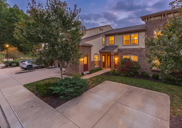 2499-ambrato-way-ft-mitchell-ky-41017/hzid_d6c765ee