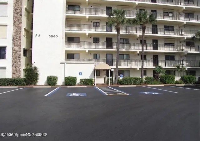 3060-n-atlantic-ave-103-cocoa-beach-fl-32931/hzid_d435066d