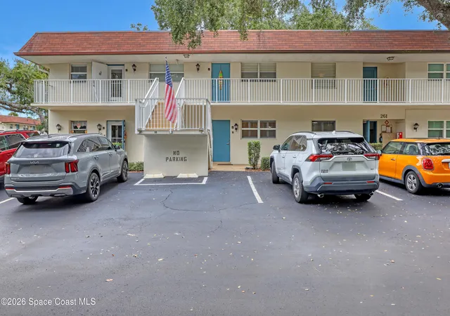 261-cape-shrs-cir-18-b-cape-canaveral-fl-32920/hzid_c3108887
