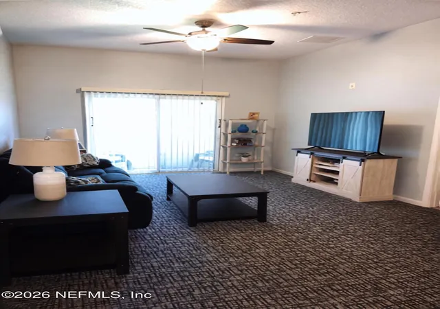6094-maggies-cir-104-jacksonville-fl-32244/hzid_d914f1a7