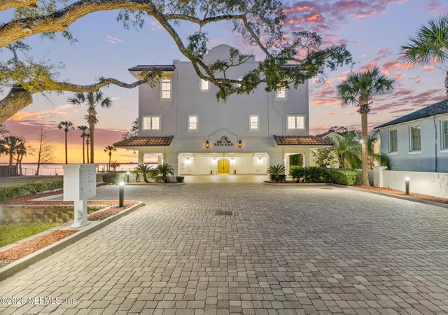 1616-river-rd-jacksonville-fl-32207/hzid_b579d2b4
