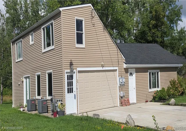 210-westminster-rd-buffalo-ny-14224/hzid_b7d9e829