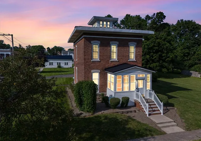 85-columbia-st-clyde-ny-14433/hzid_08766064