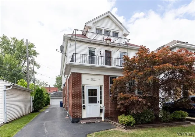 262-sterling-ave-buffalo-ny-14216/hzid_67fc444a