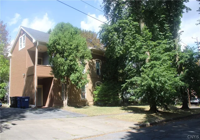 1326-madison-st-syracuse-ny-13210/hzid_ff07f132