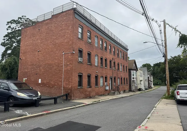 4-river-st-schenectady-ny-12305/hzid_298d9b0b